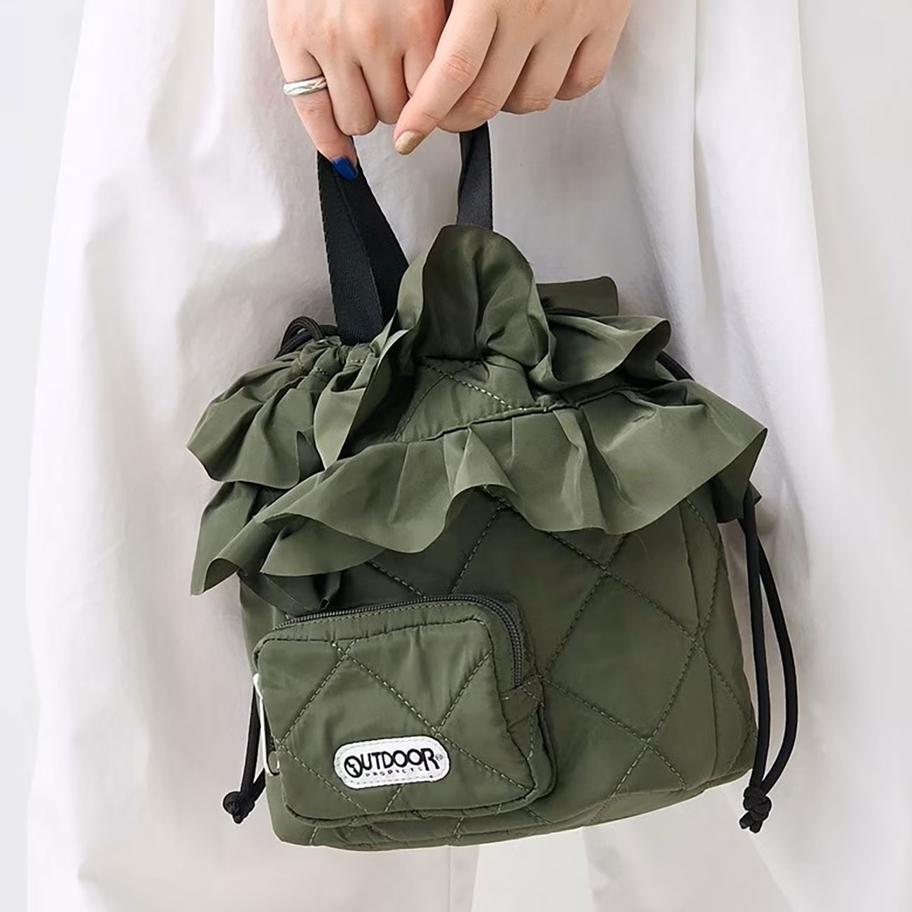 新品 フリークスストア アウトドアプロダクツ 別注 キルティングフリル ポケット FREAK'S STORE（フリークスストア）の「OUTDOOR PRODUCTS × FREAK'S